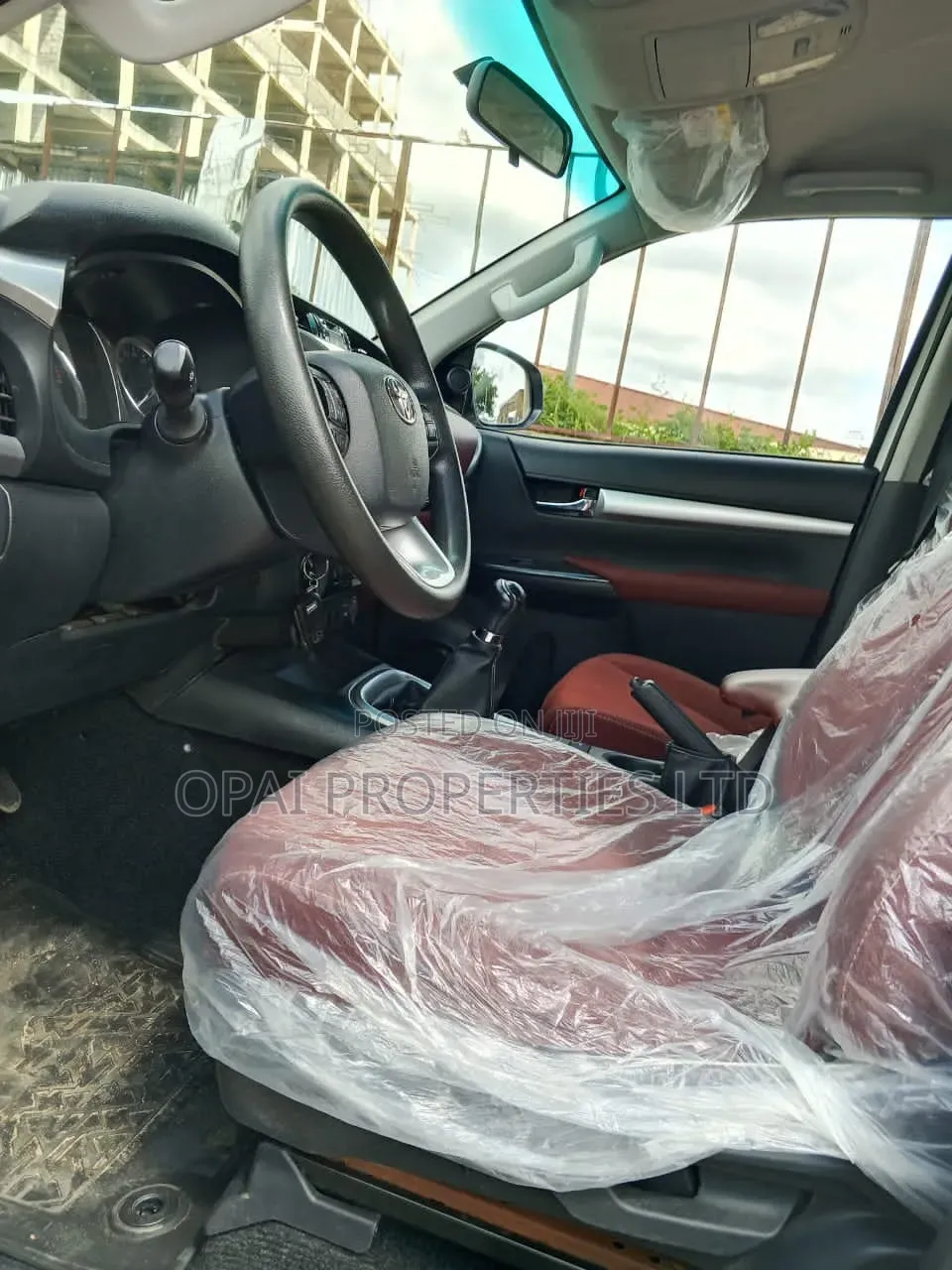 New Toyota Hilux 2026 White