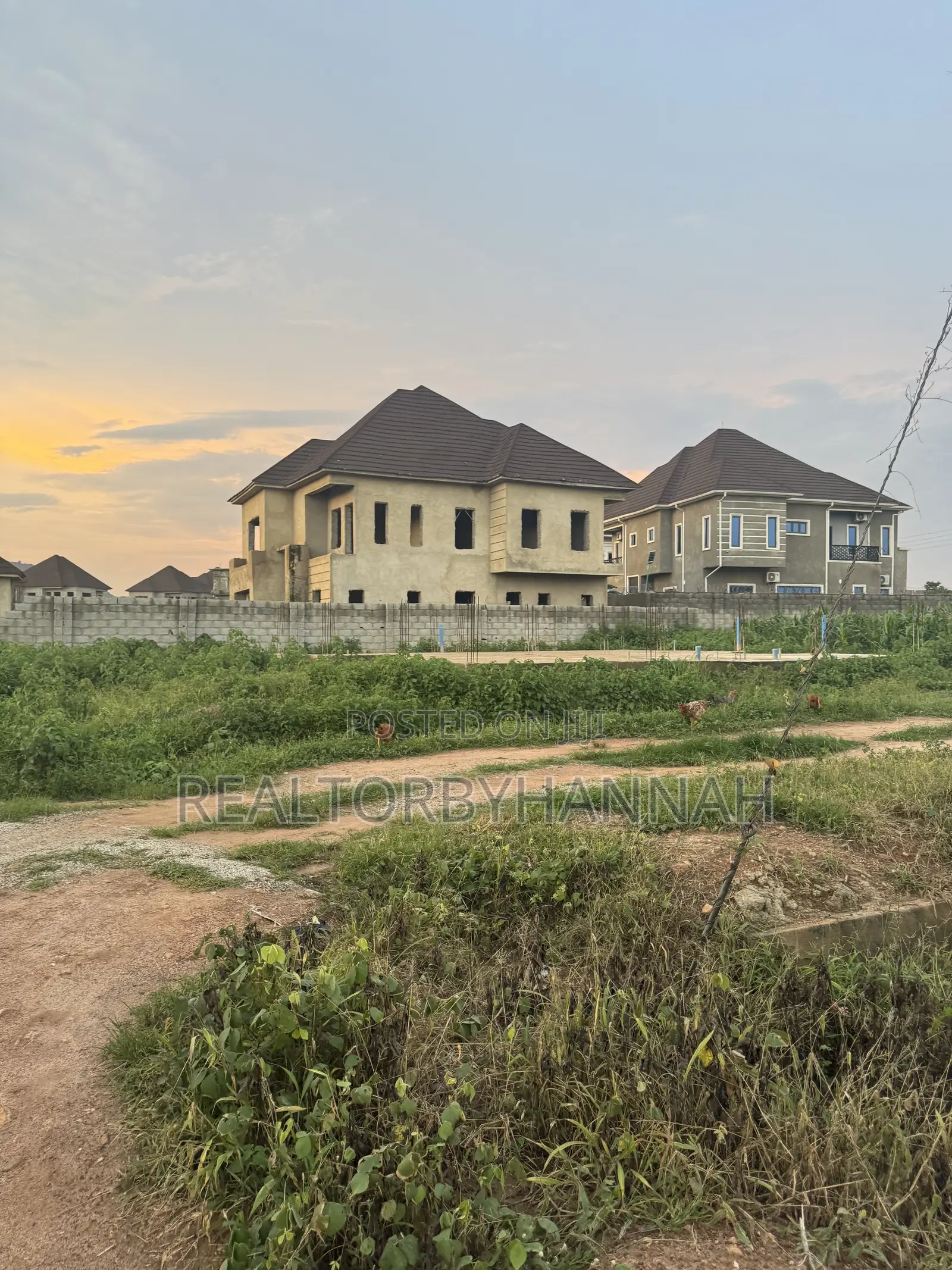 Estate Plot of 450sqm, for 4 Bedroom Stand Alone Duplex + Attached BQ