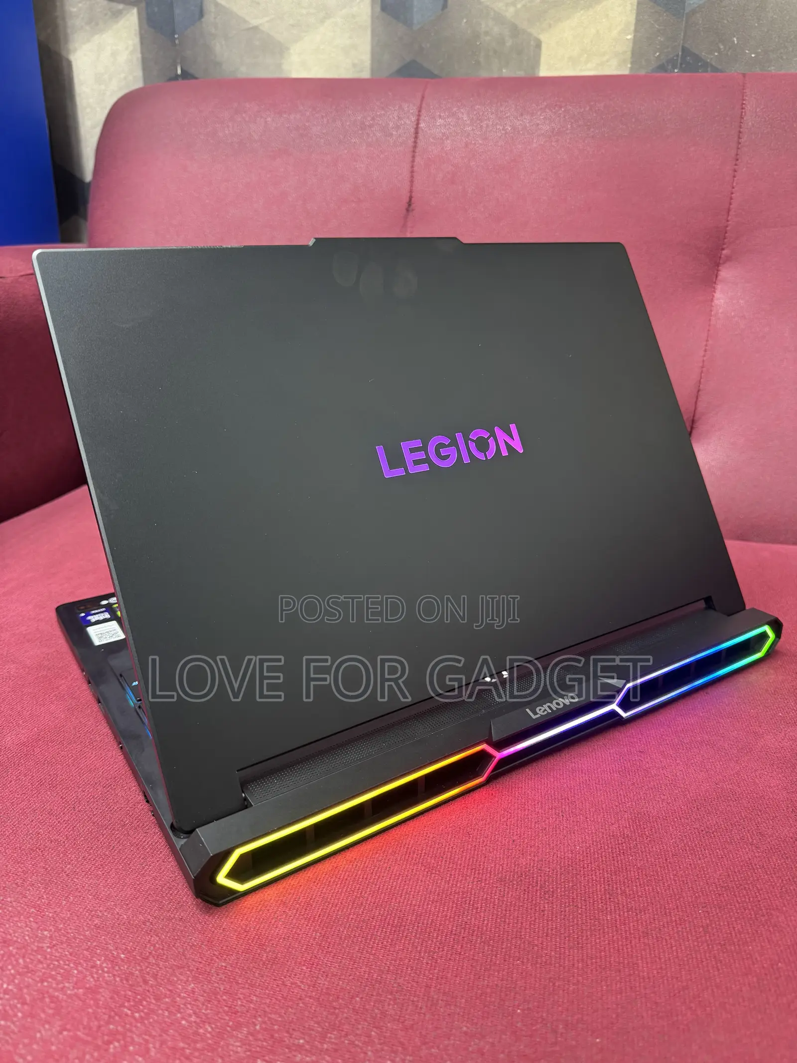 Laptop Lenovo Legion Pro 7 32GB Intel Core Ultra 9 SSD 2T