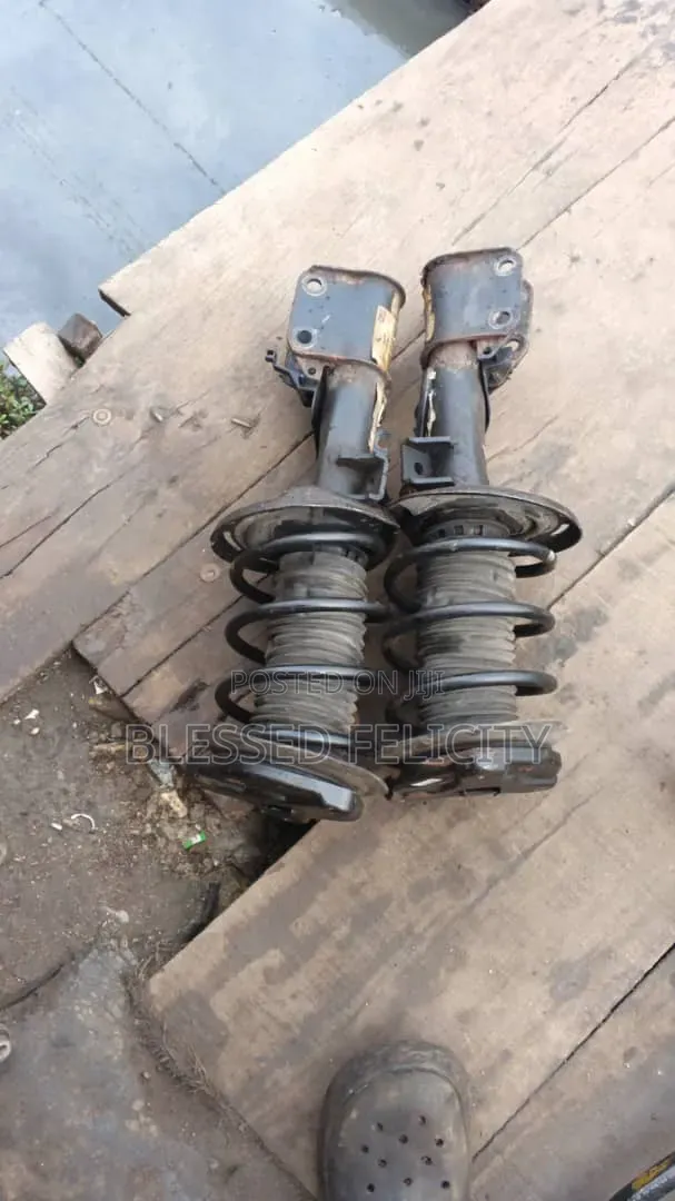 Front Shocks Mercedes Benz 204