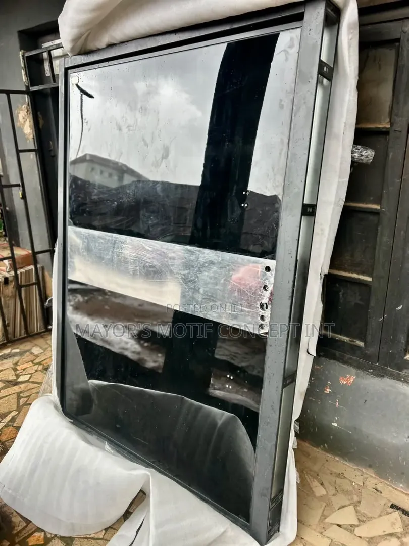 Double Entrance Cast Door