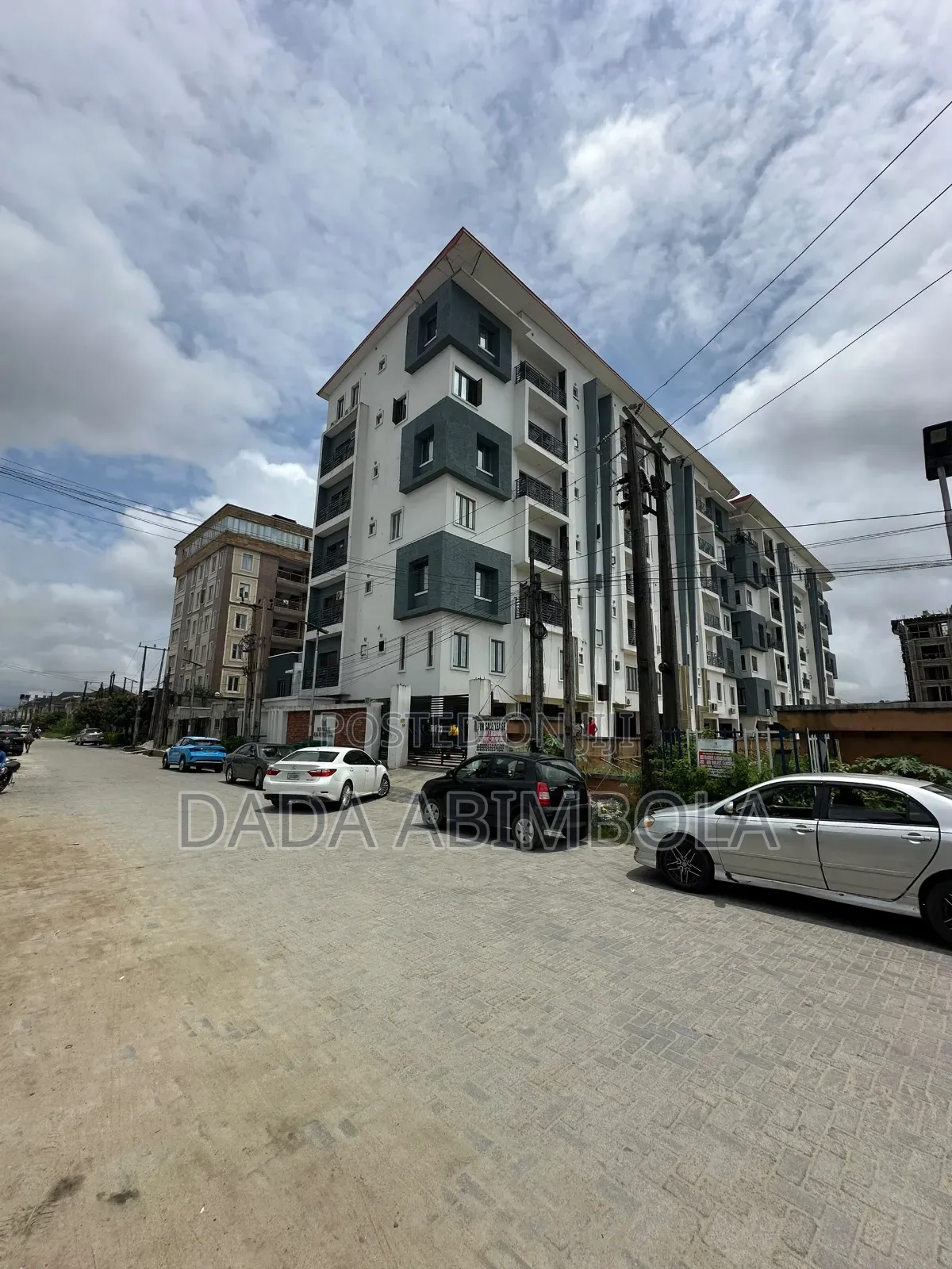 3bdrm Apartment in Ikate for sale