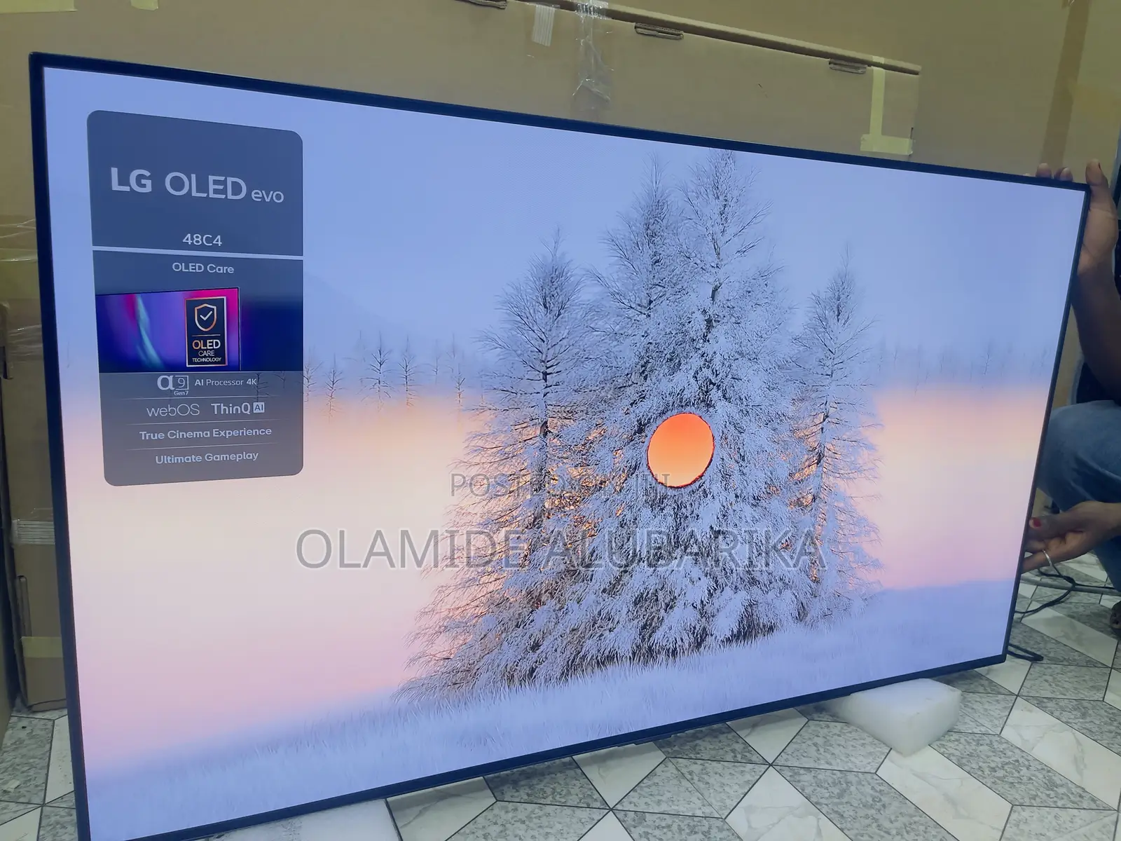 LG Oled 48” C4 Premium Picture Slim Design Excellent for Move,gaming