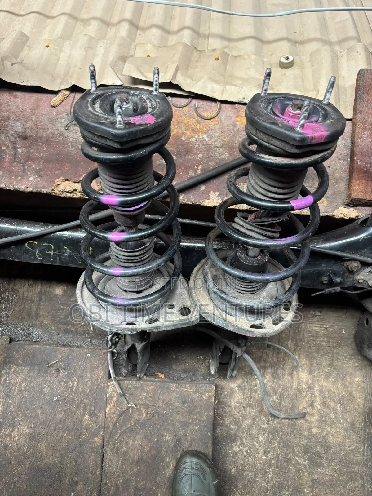 Back Shock for Camry 2.7 / Lexus ES 350