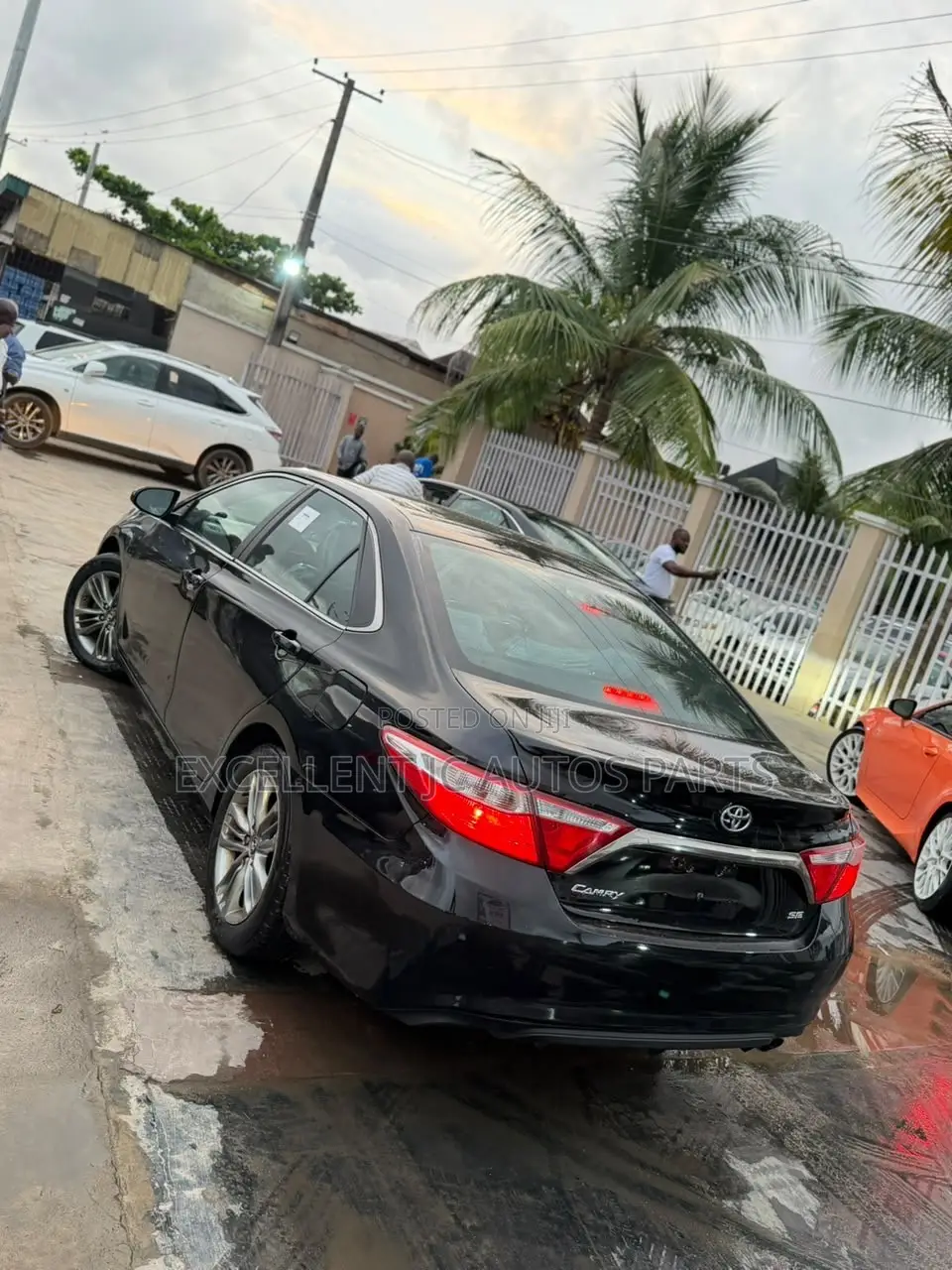 Toyota Camry SE 4dr Sedan (2.5L 4cyl 6A) 2016 Black