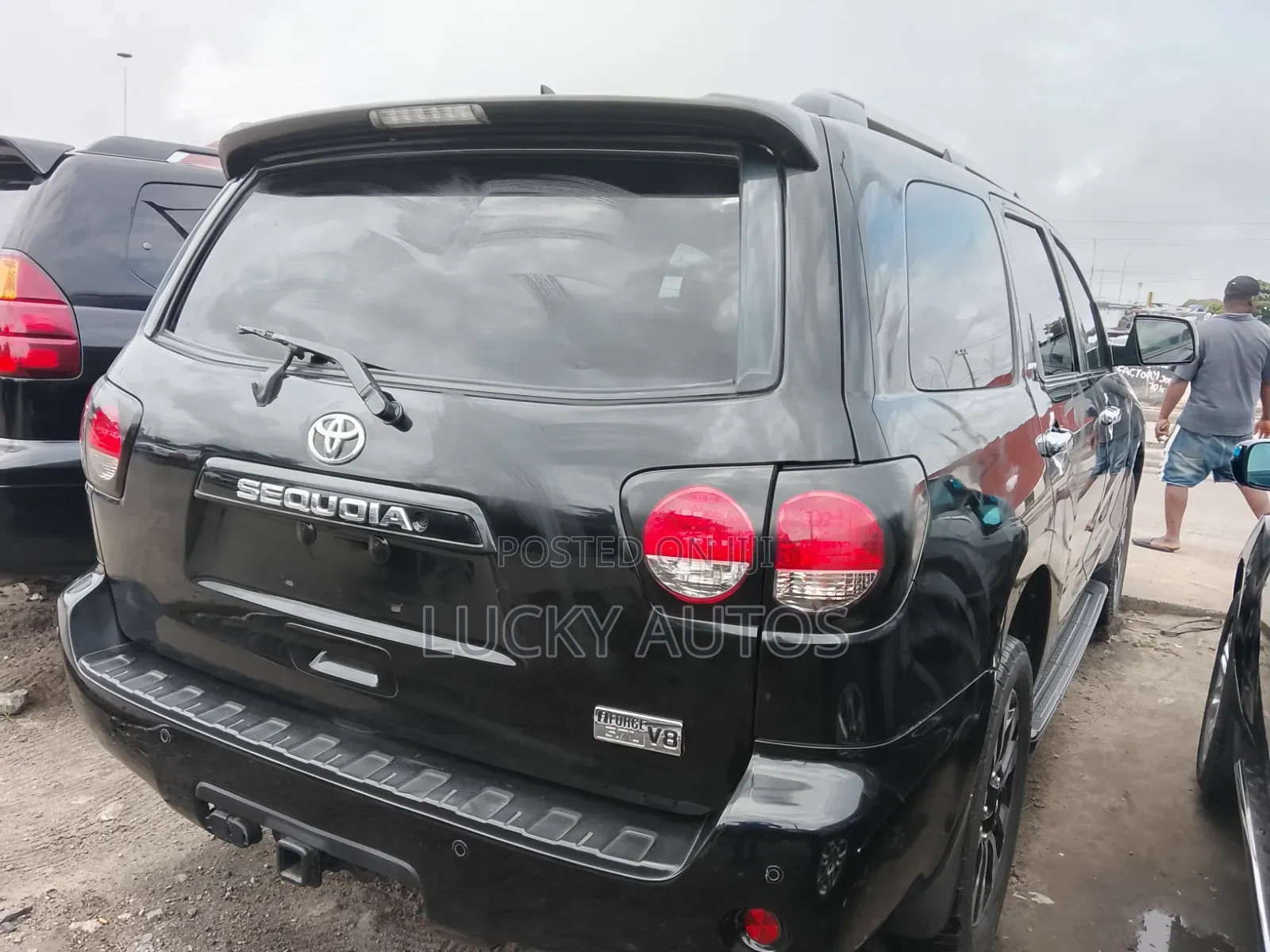 Toyota Sequoia 2016 Black