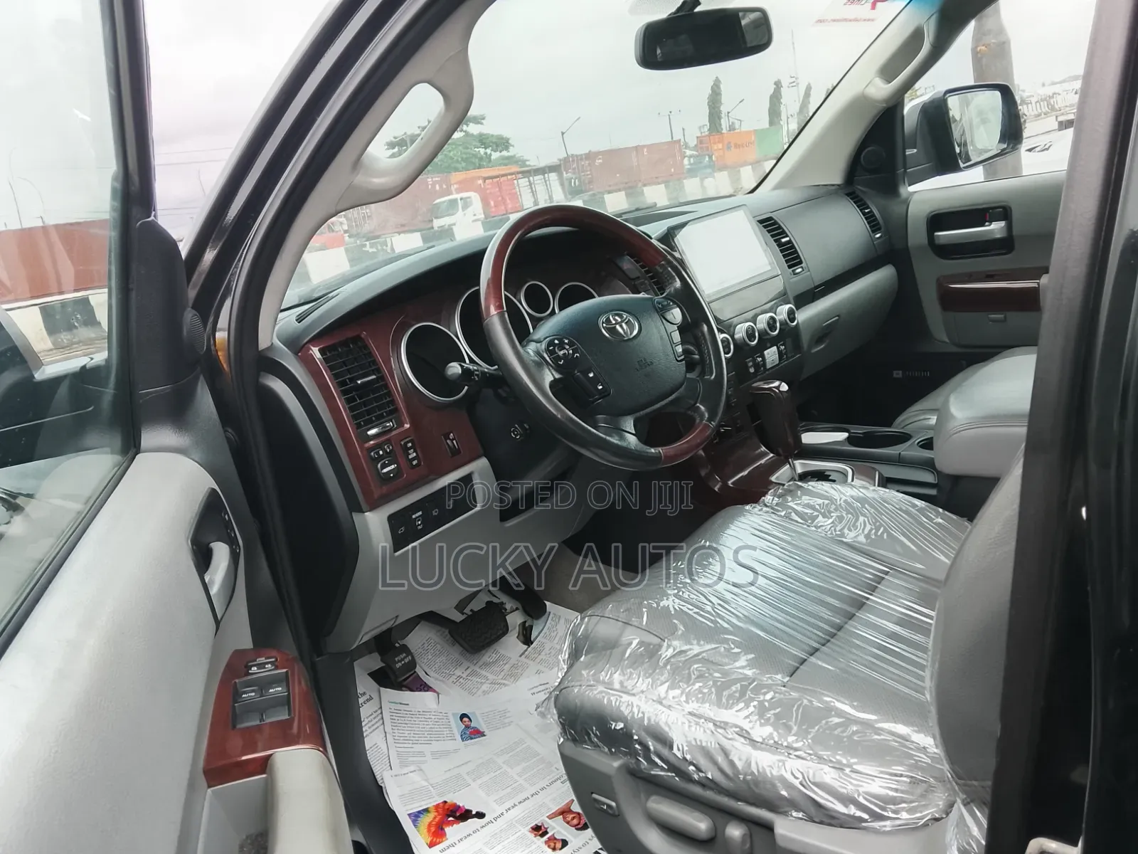 Toyota Sequoia 2016 Black
