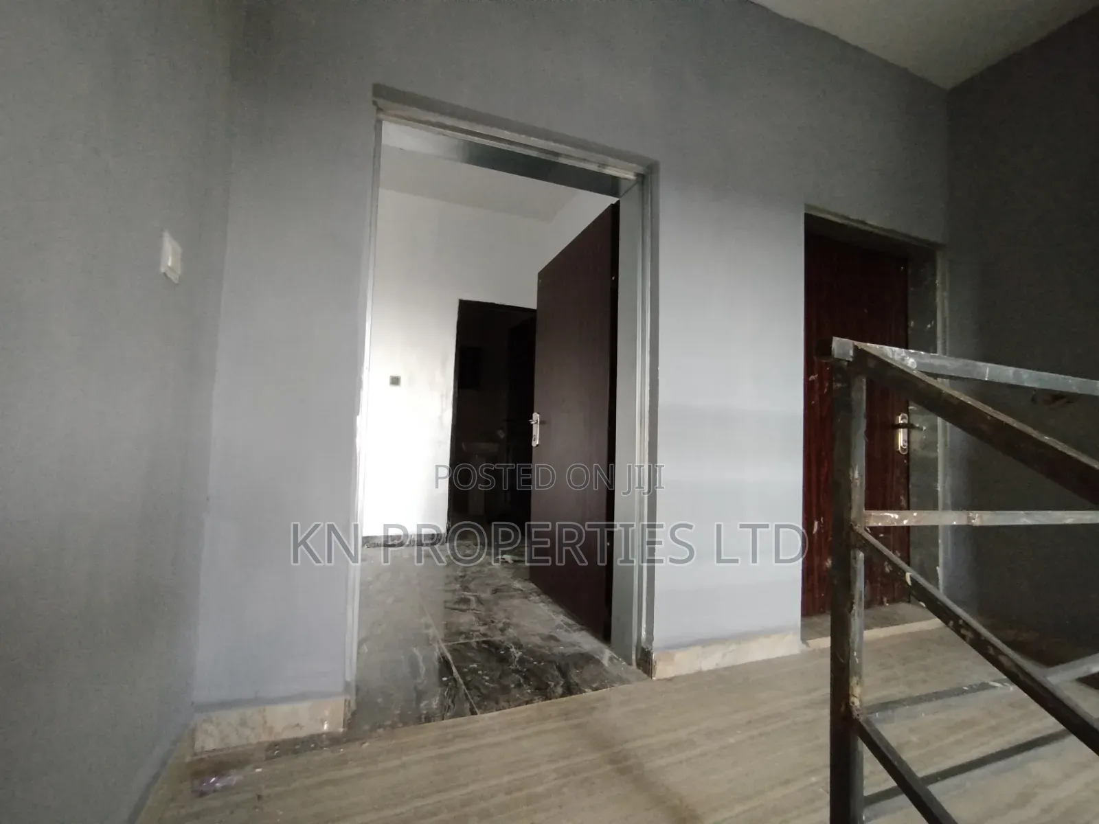 3bdrm Block of Flats in Kaura for rent