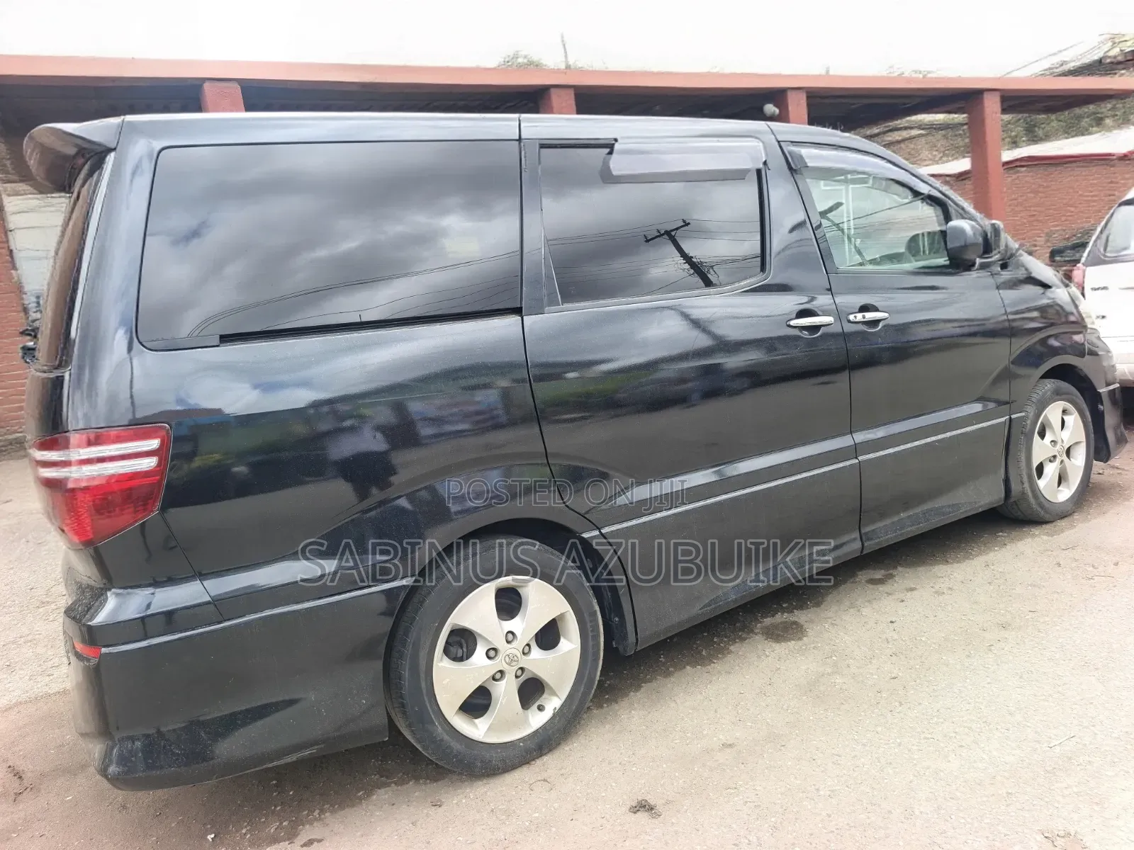 Toyota Alphard 2.4 Petrol AWD 2006 Black
