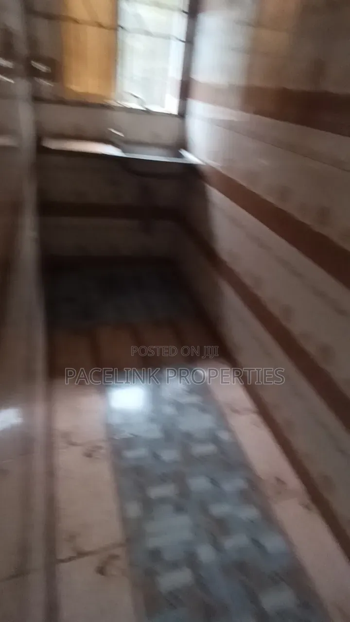 1bdrm Room & Parlour in Ayobo for rent