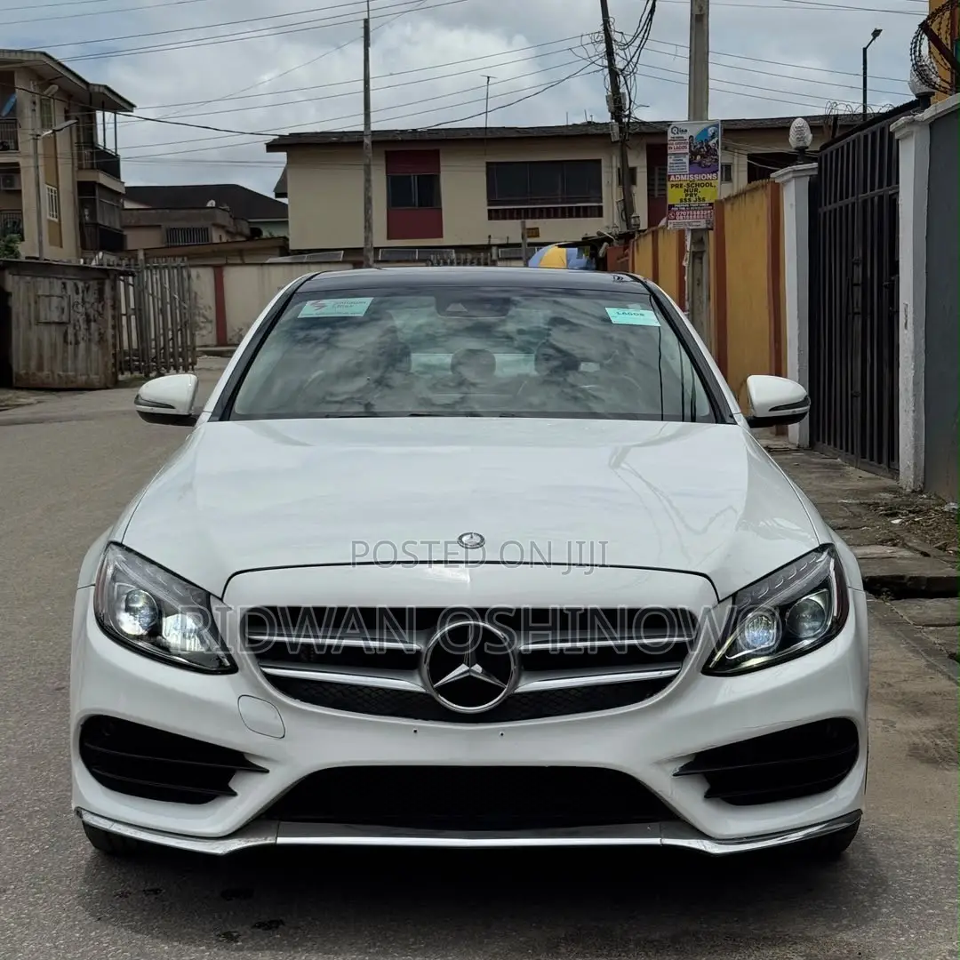 Mercedes-Benz C300 Luxury 4Matic Sedan AWD (2.0L 4cyl 7A) 2016 White
