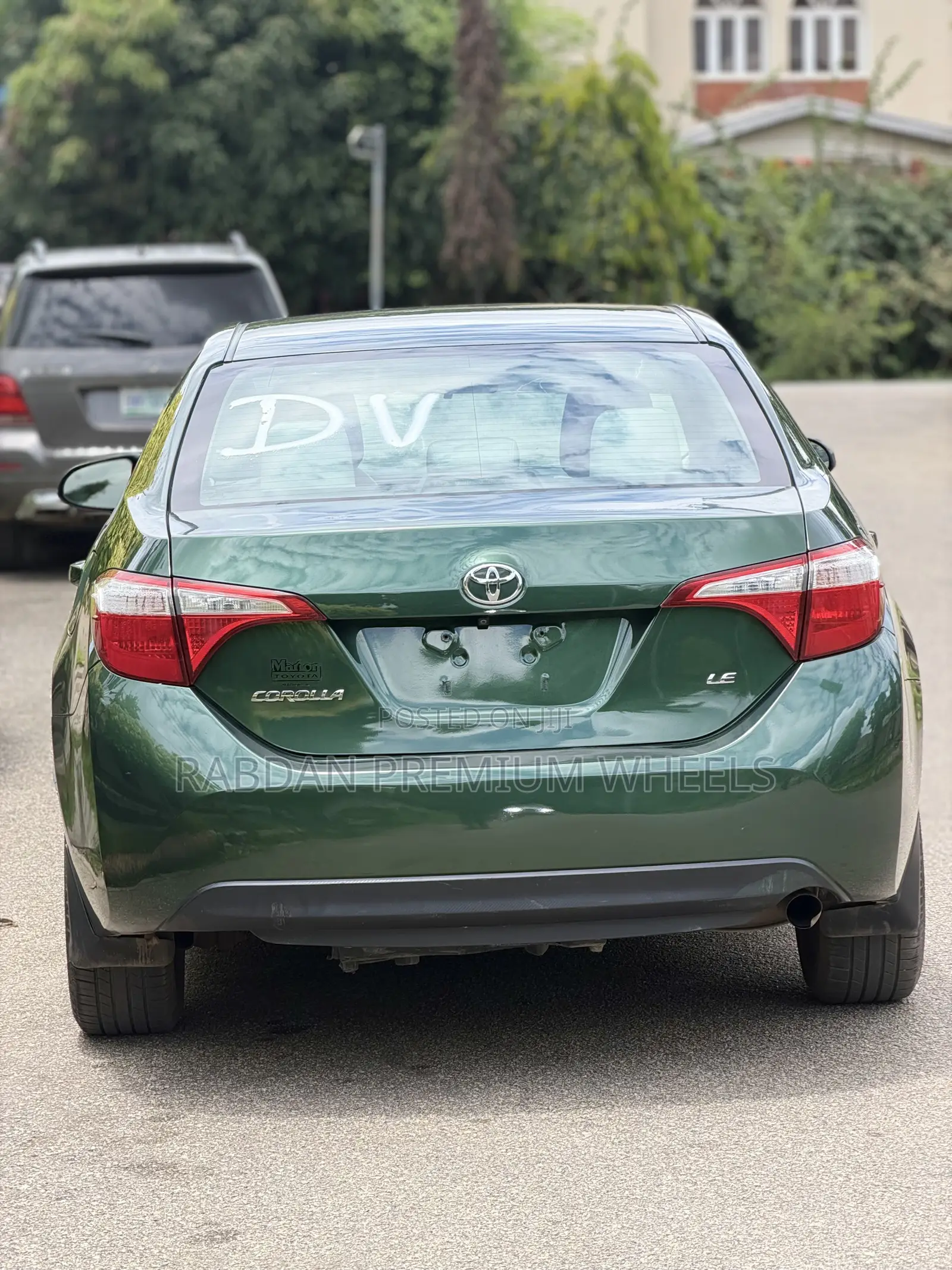Toyota Corolla LE Premium 4dr Sedan (1.8L 4cyl CVT) 2016 Green