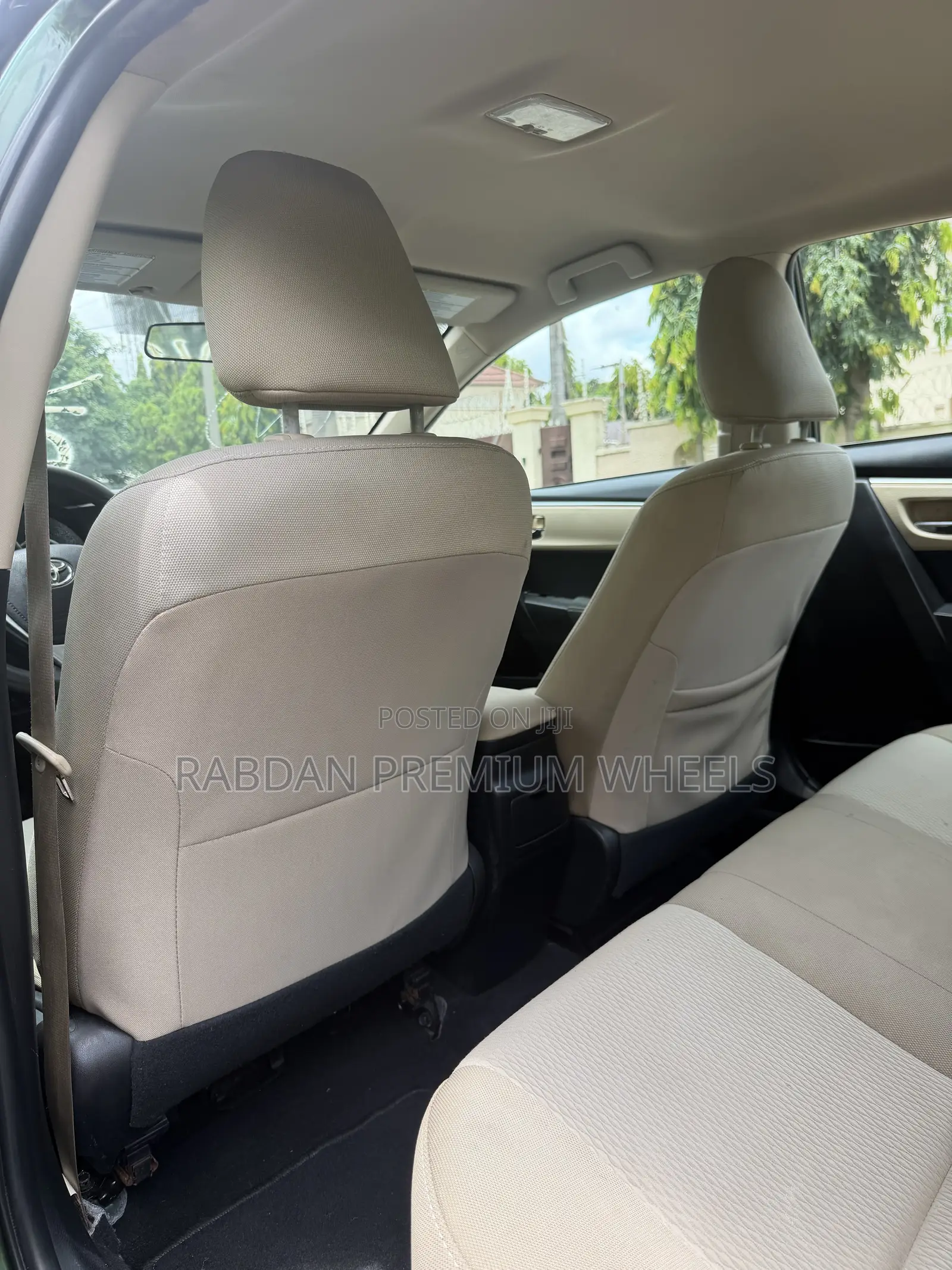 Toyota Corolla LE Premium 4dr Sedan (1.8L 4cyl CVT) 2016 Green