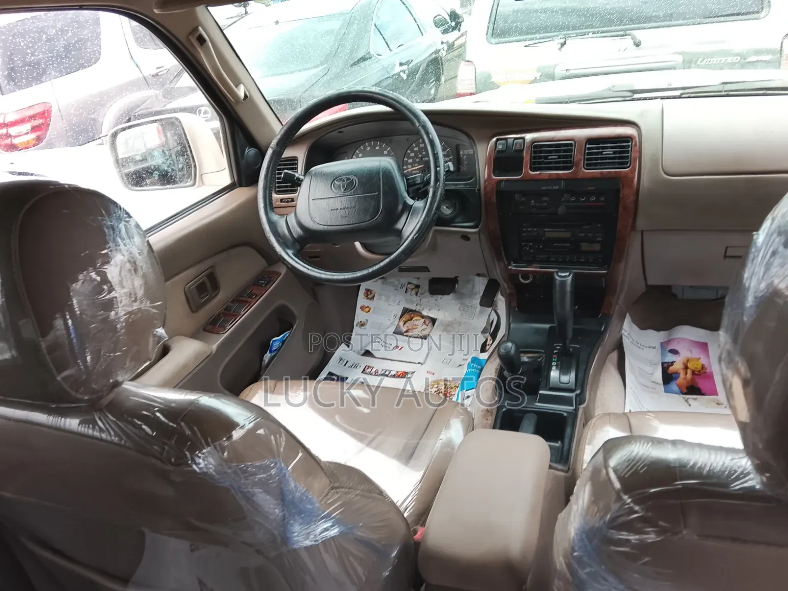 Toyota 4-Runner 2000 Gold