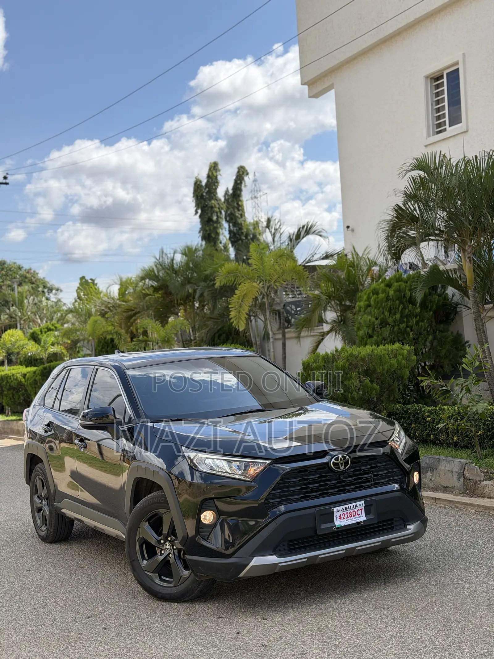 Toyota RAV4 XLE AWD 2023 Black