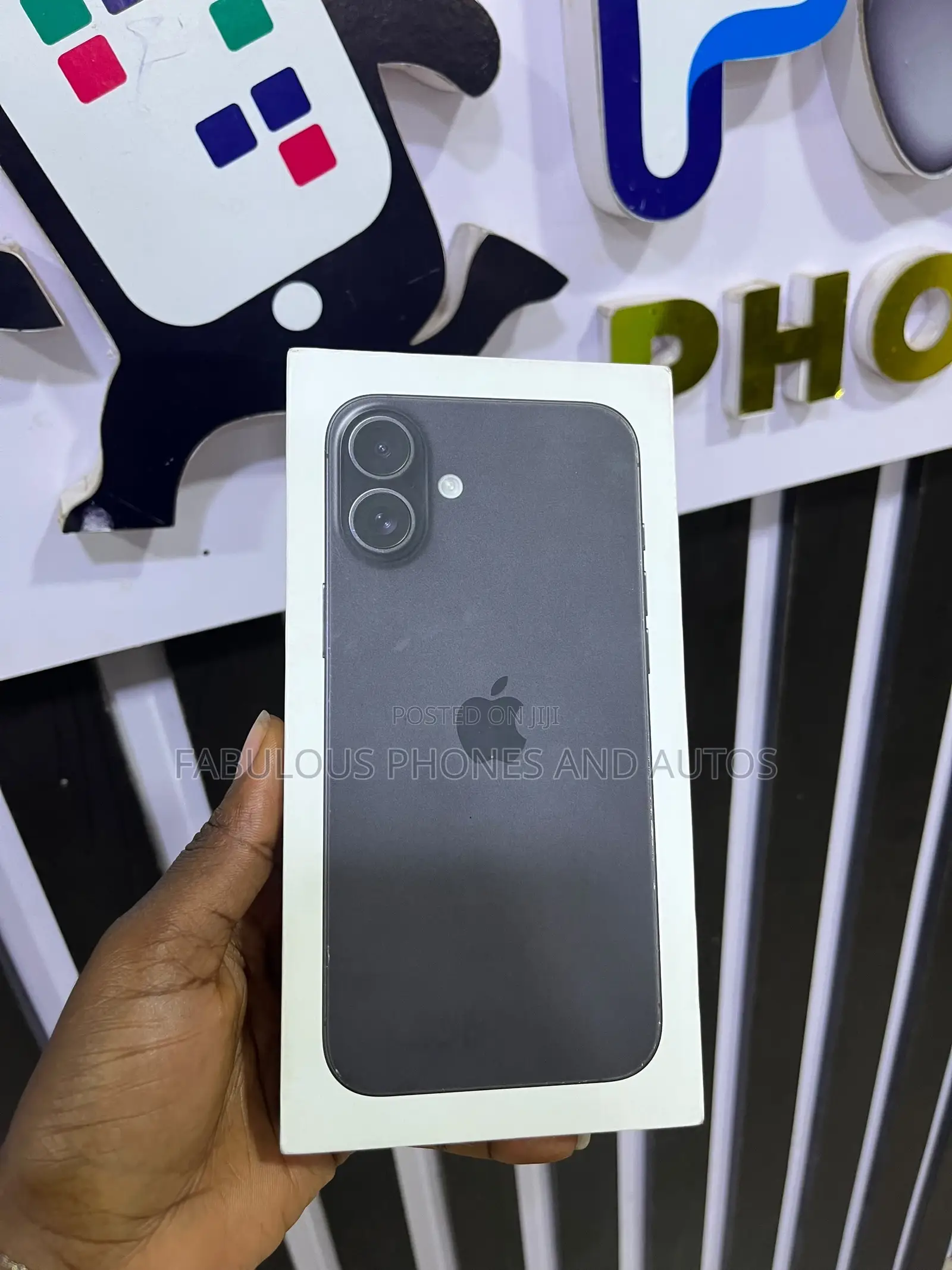 New Apple iPhone 16 128 GB Black