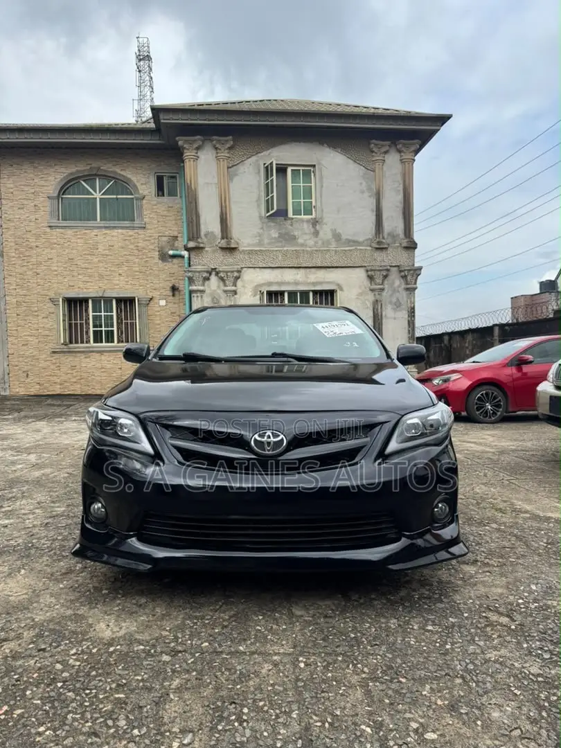Toyota Corolla S 4dr Sedan (1.8L 4cyl 4A) 2011 Black