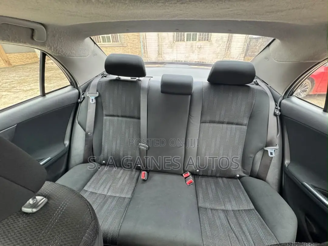 Toyota Corolla S 4dr Sedan (1.8L 4cyl 4A) 2011 Black