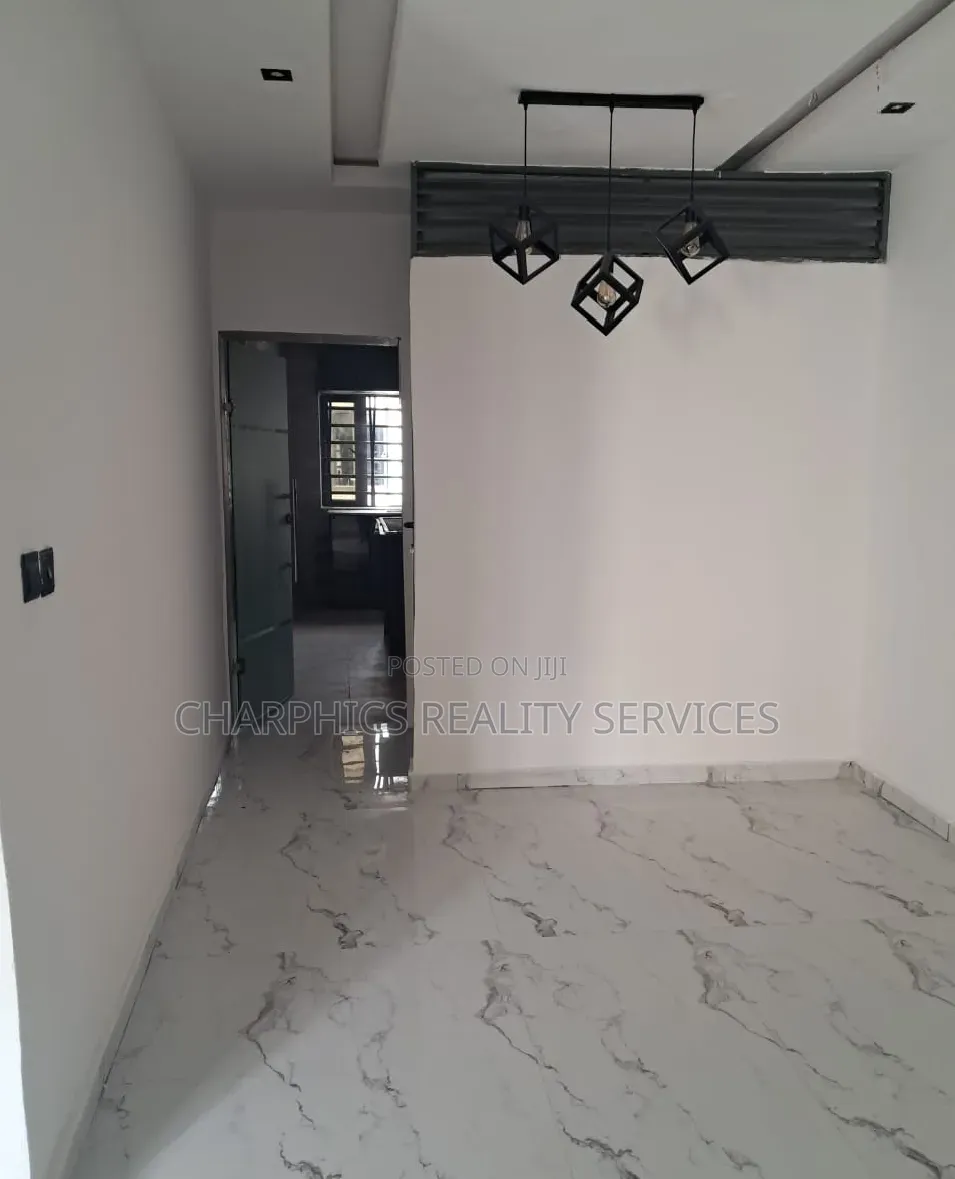4bdrm Duplex in Mobolaji Bank Anthony Way for rent
