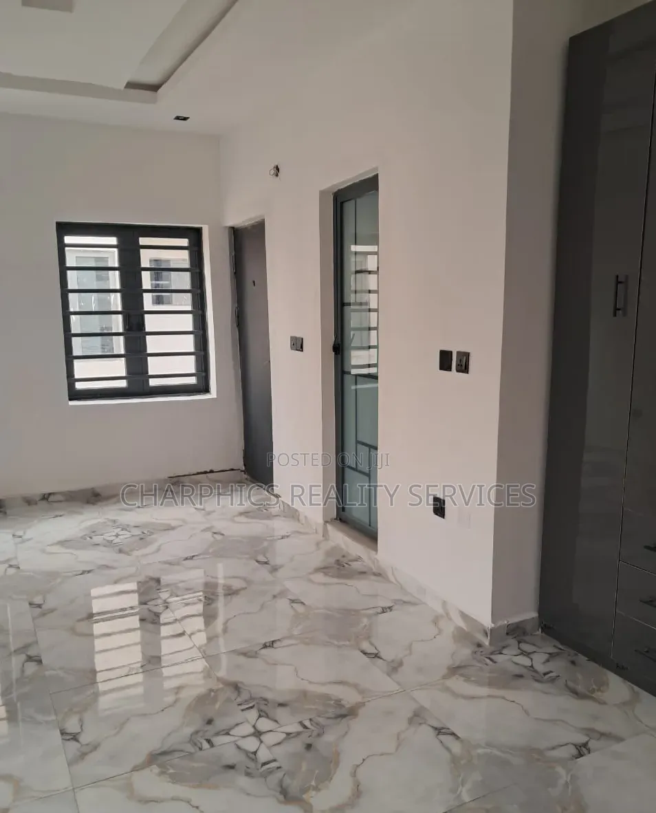 4bdrm Duplex in Mobolaji Bank Anthony Way for rent