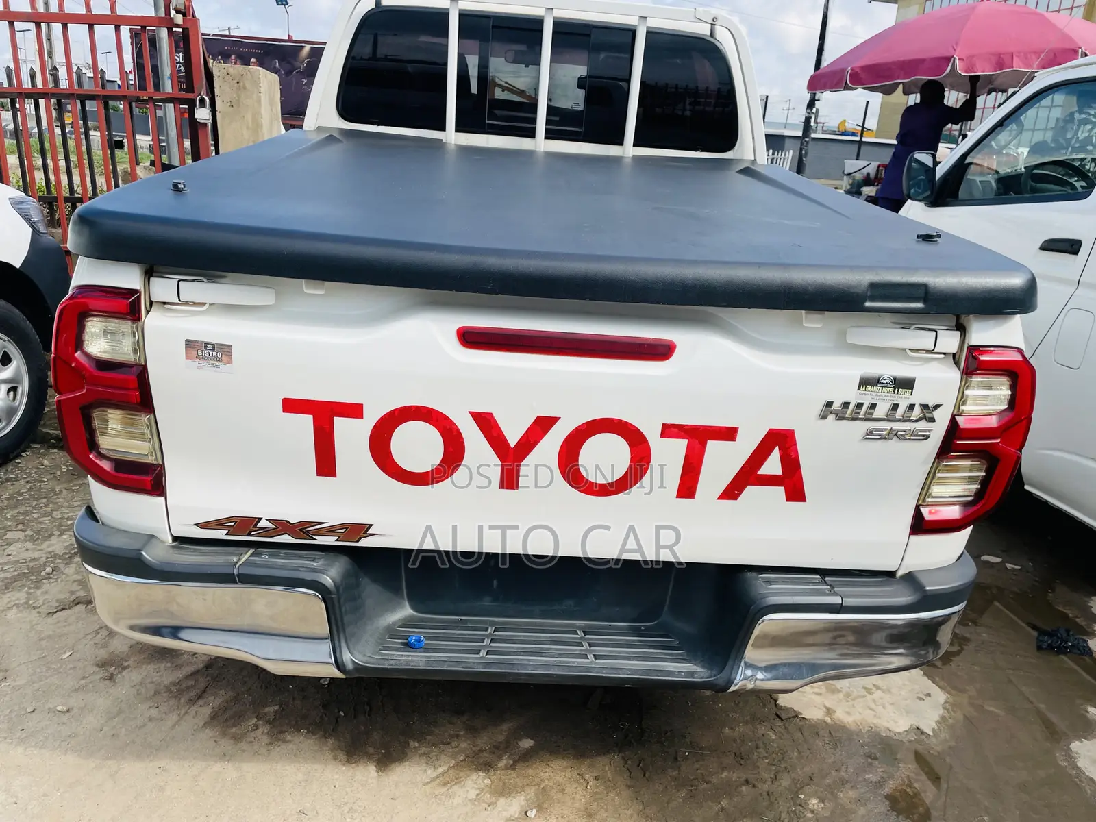 Toyota Hilux 2018 White