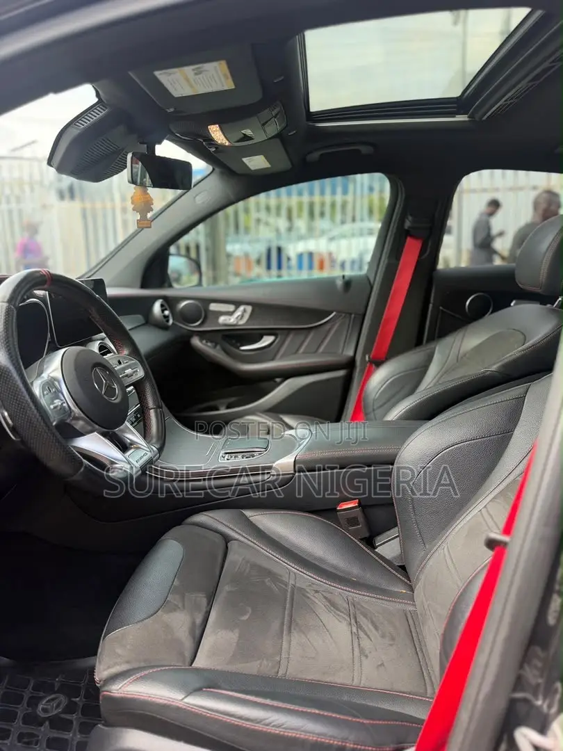 Mercedes-Benz GLC-Class 2021