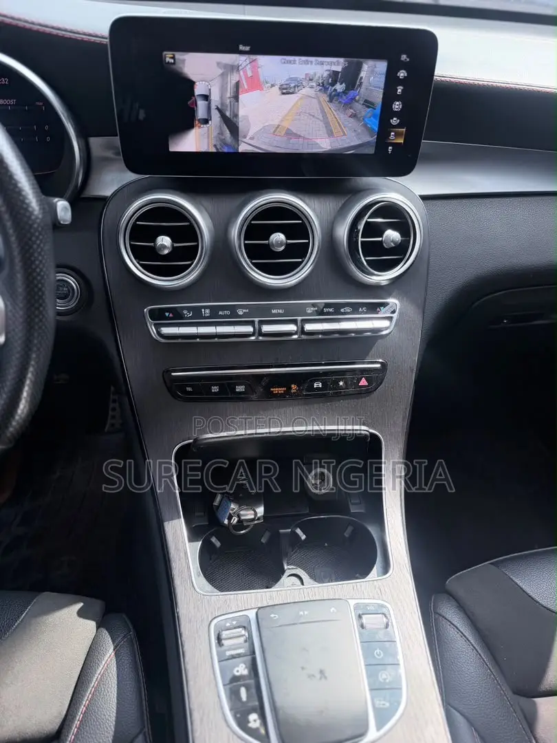 Mercedes-Benz GLC-Class 2021