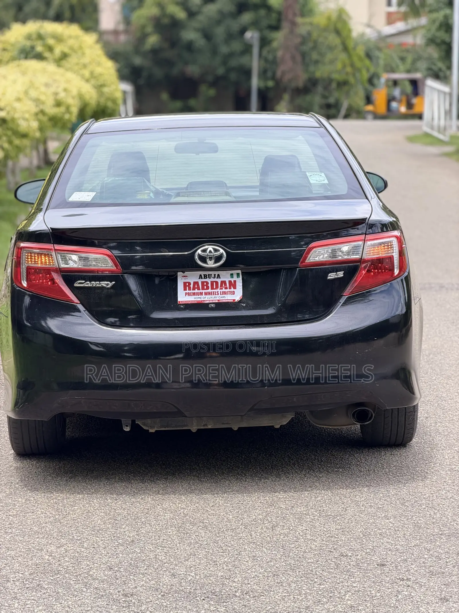 Toyota Camry SE 4dr Sedan (2.5L 4cyl 6A) 2013 Black