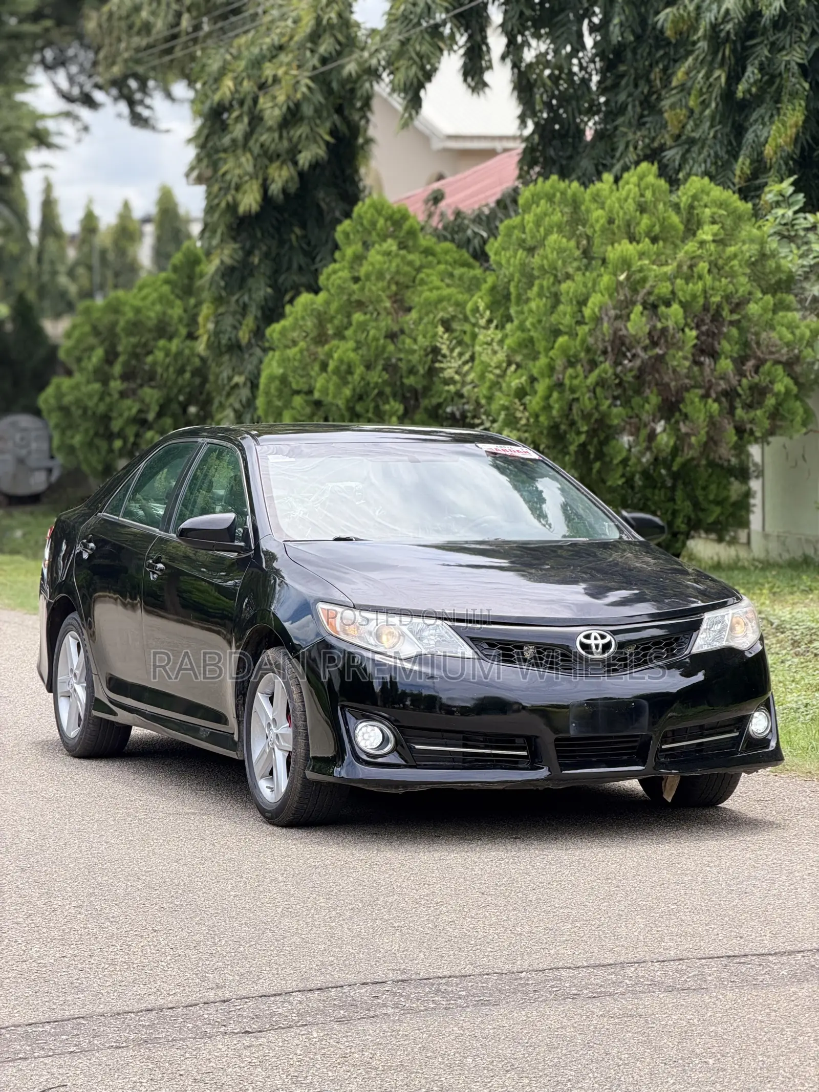 Toyota Camry SE 4dr Sedan (2.5L 4cyl 6A) 2013 Black