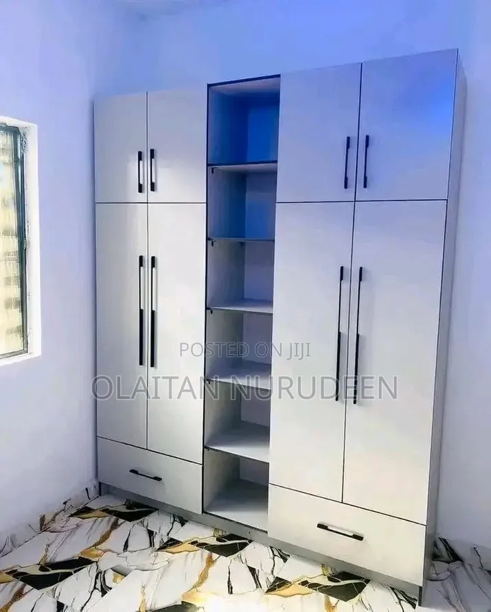 Wall Closet Wardrobe