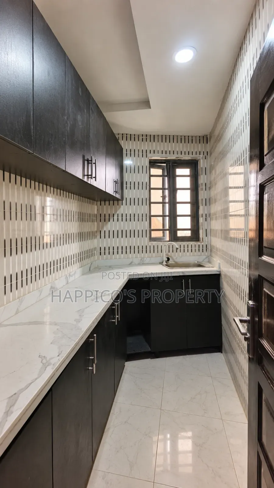 1bdrm Block of Flats in Ilaje, Bariga / Shomolu for rent