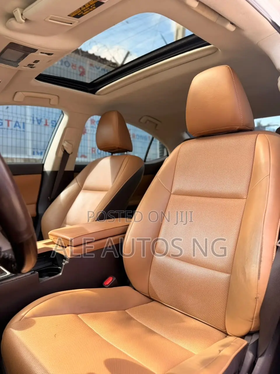 Lexus ES 350 FWD 2017 White