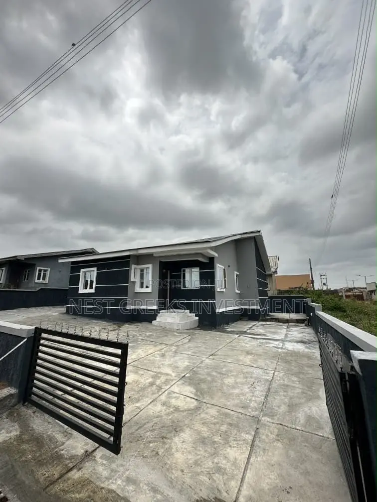 3bdrm Bungalow in Idishin for sale