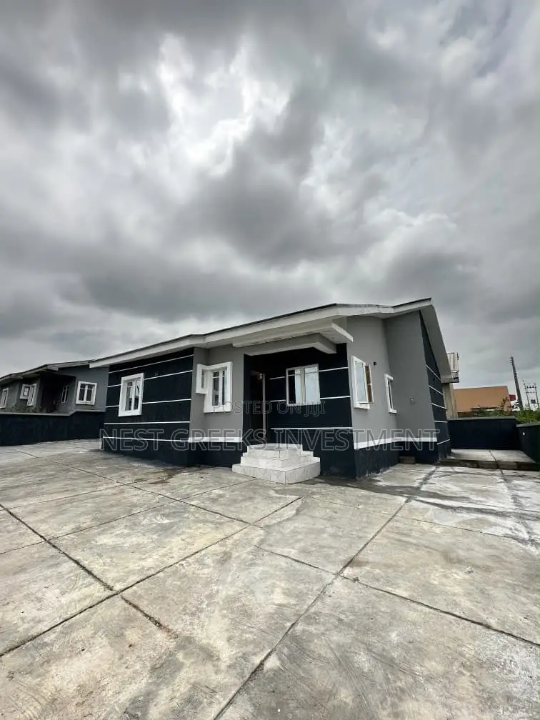 3bdrm Bungalow in Idishin for sale