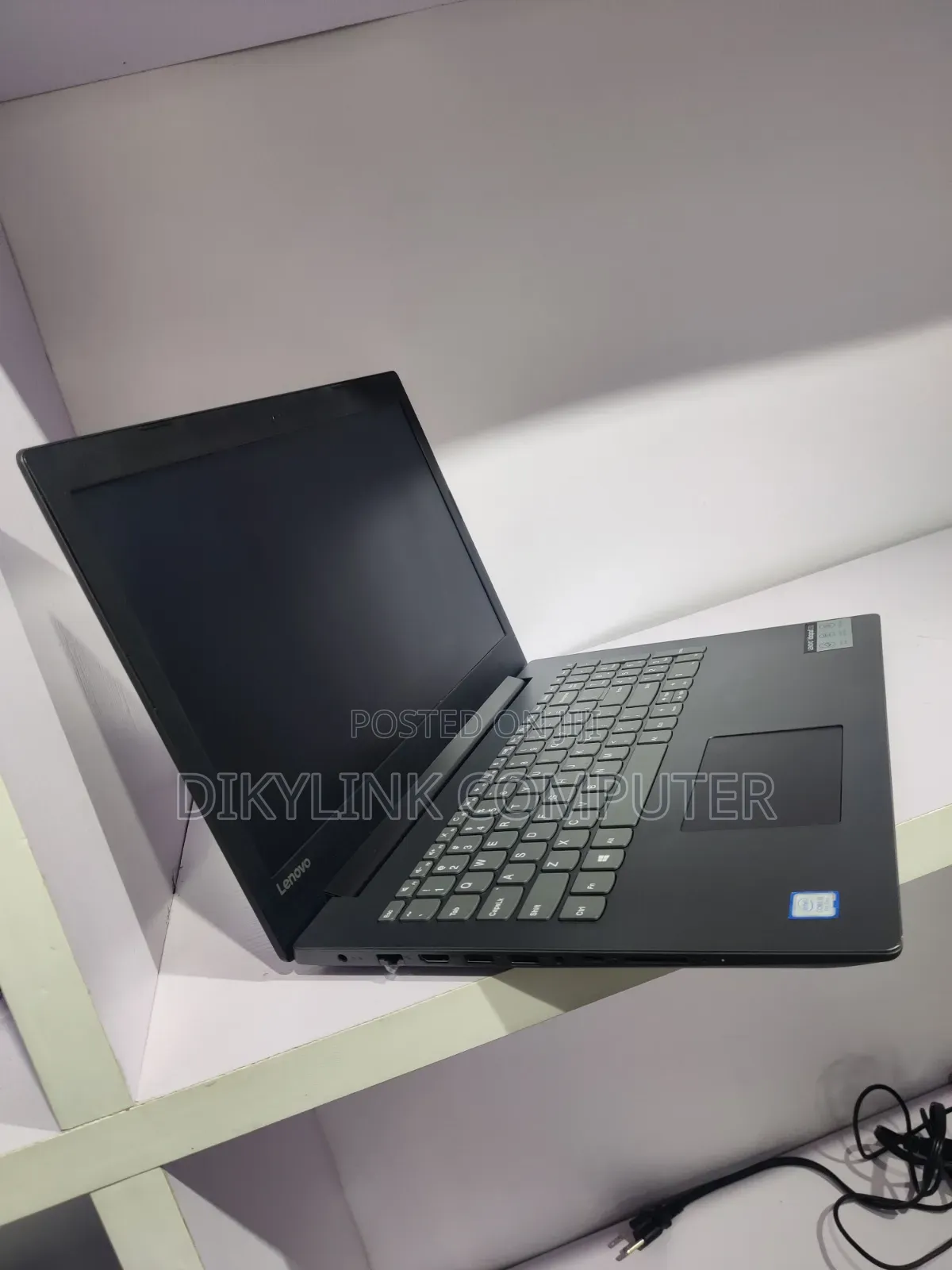 Laptop Lenovo IdeaPad 330 8GB Intel Core i3 HDD 1T