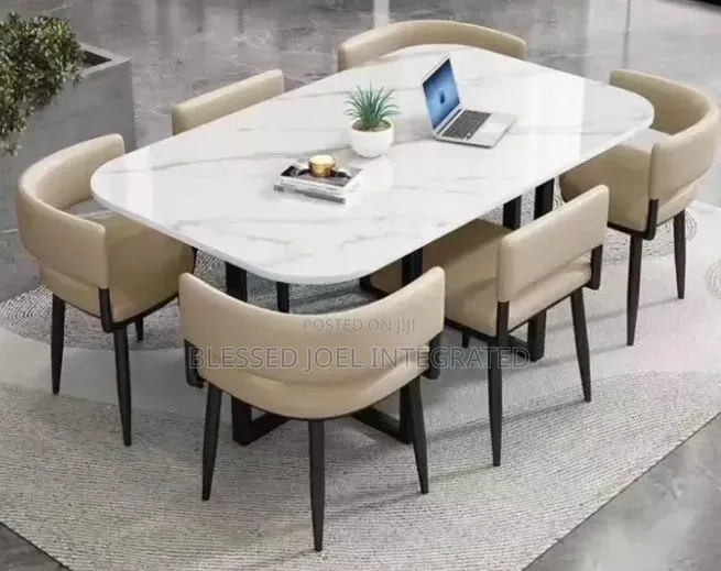 6 Seaters Dinning Table Set