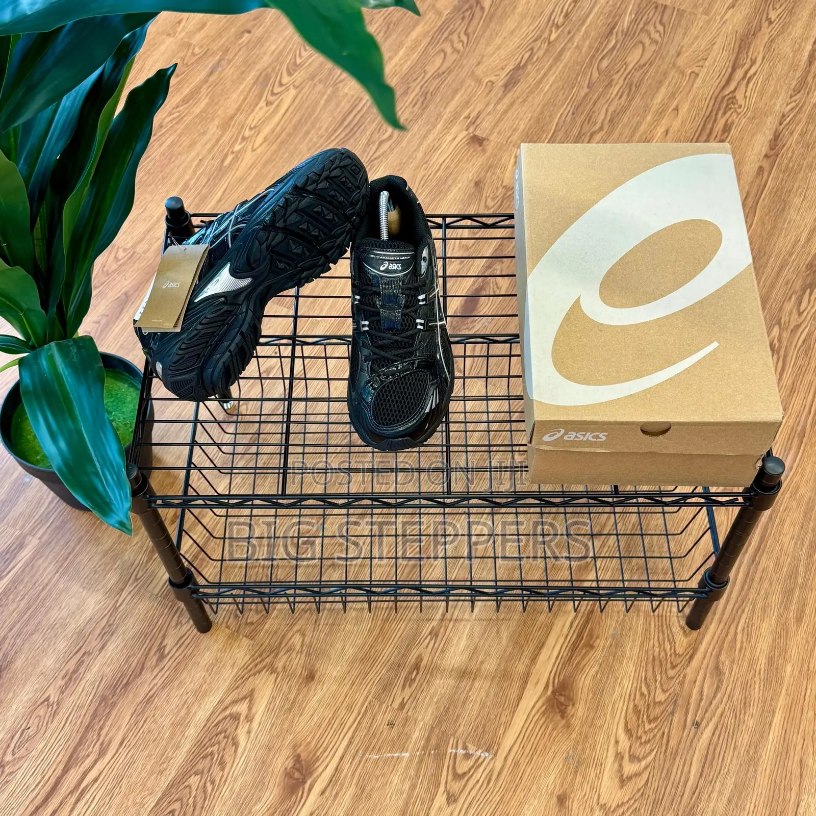 Asics Gel Kahana “Black Silver”