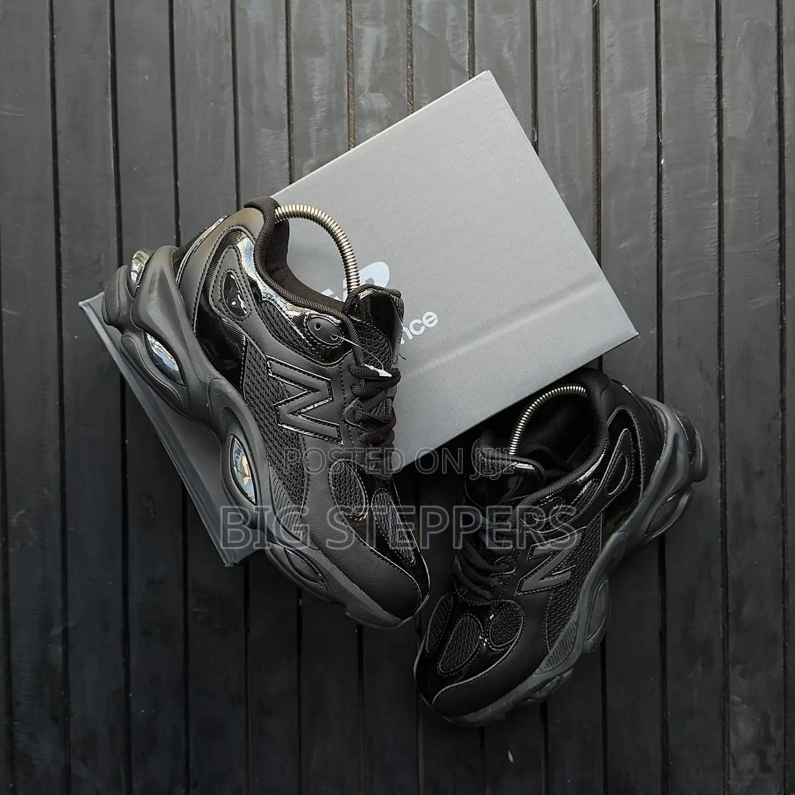 New Balance 983 Dark Knight Black Sneakers