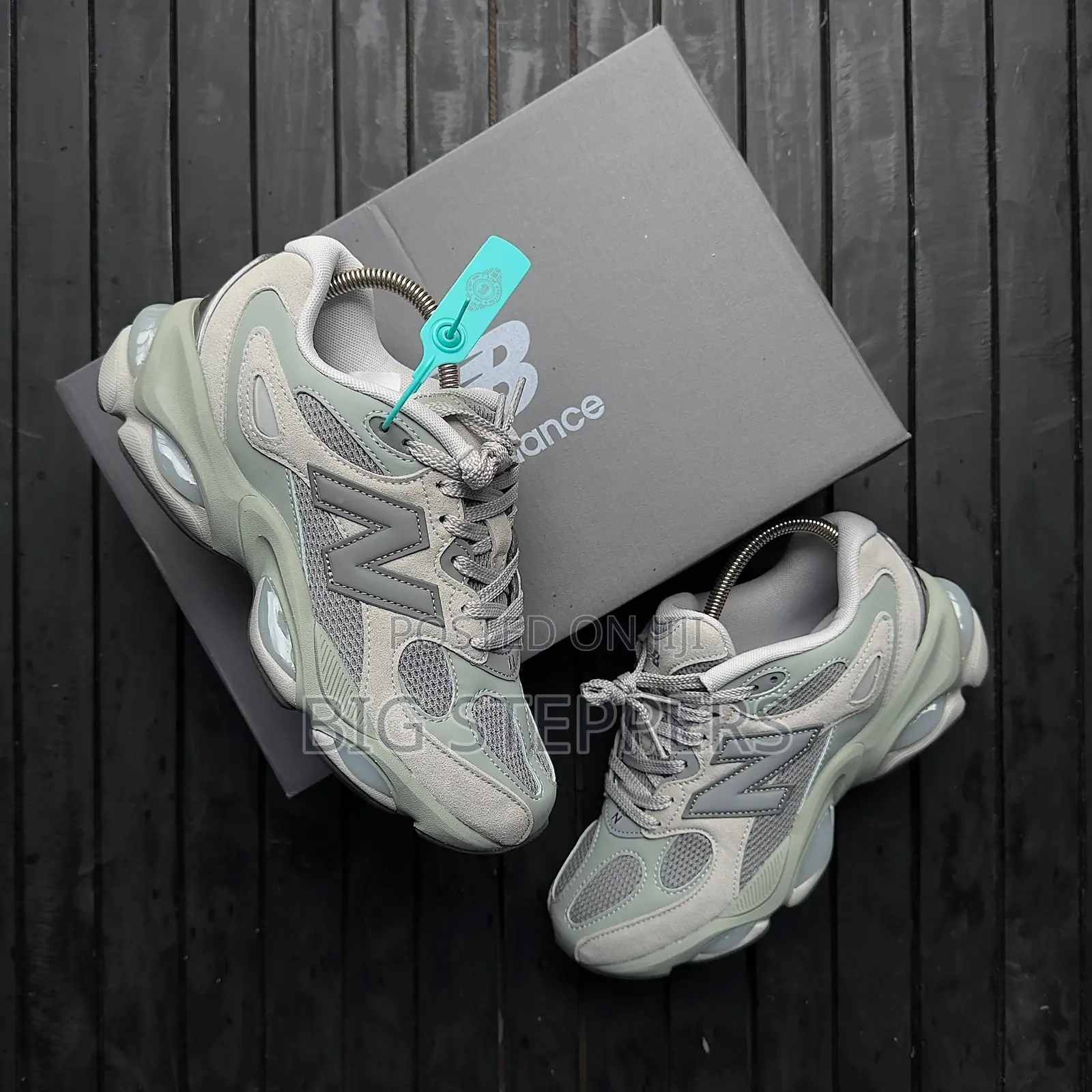 New Balance 983 Grey Sage Green Sneakers