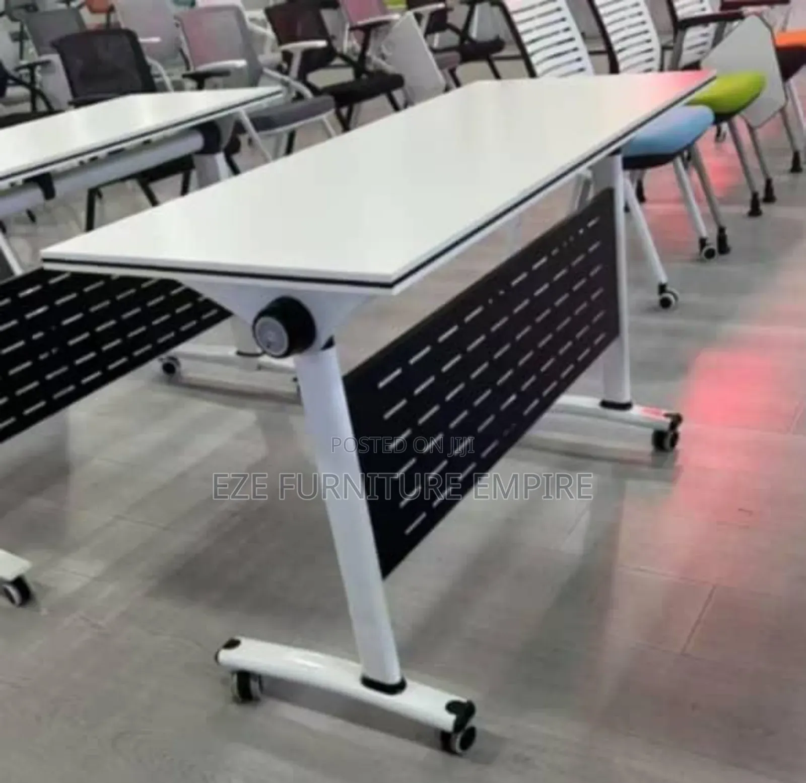 L-Leg Folding Training Table