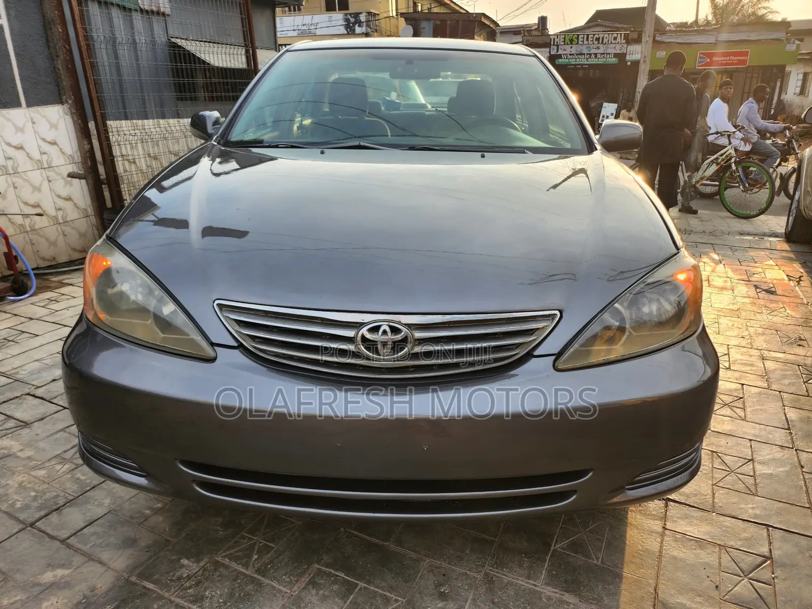Toyota Camry 2005 Gray