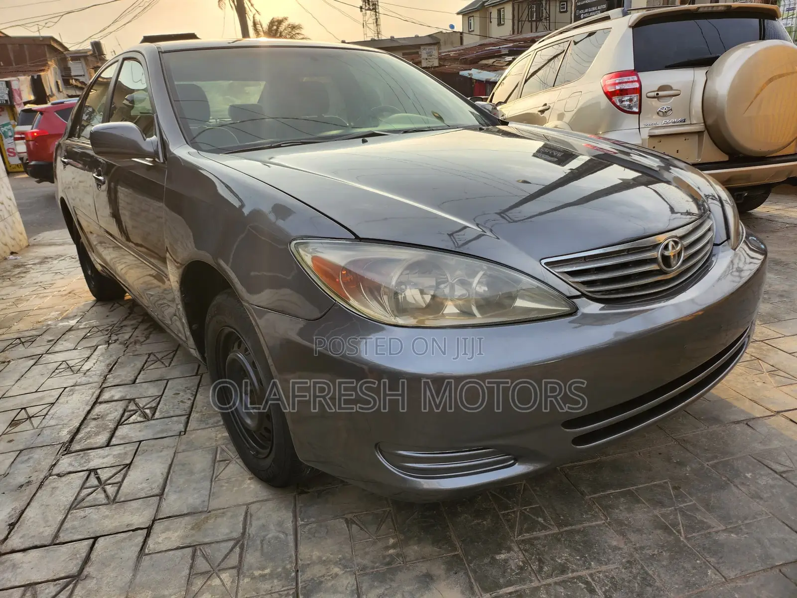 Toyota Camry 2005 Gray