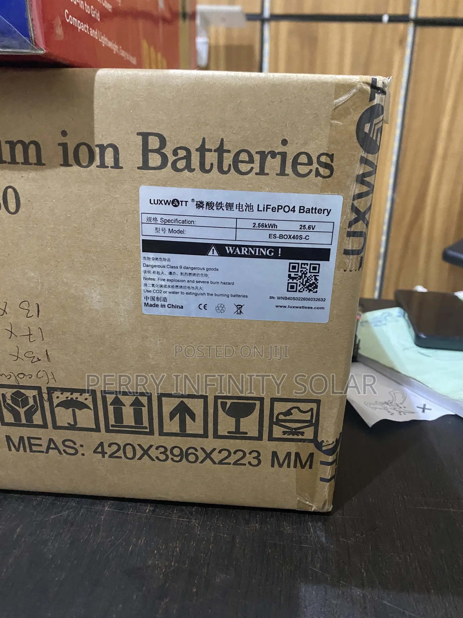 Luxwatt 2.56kWh 25.6V Lithium Battery – Solar Battery
