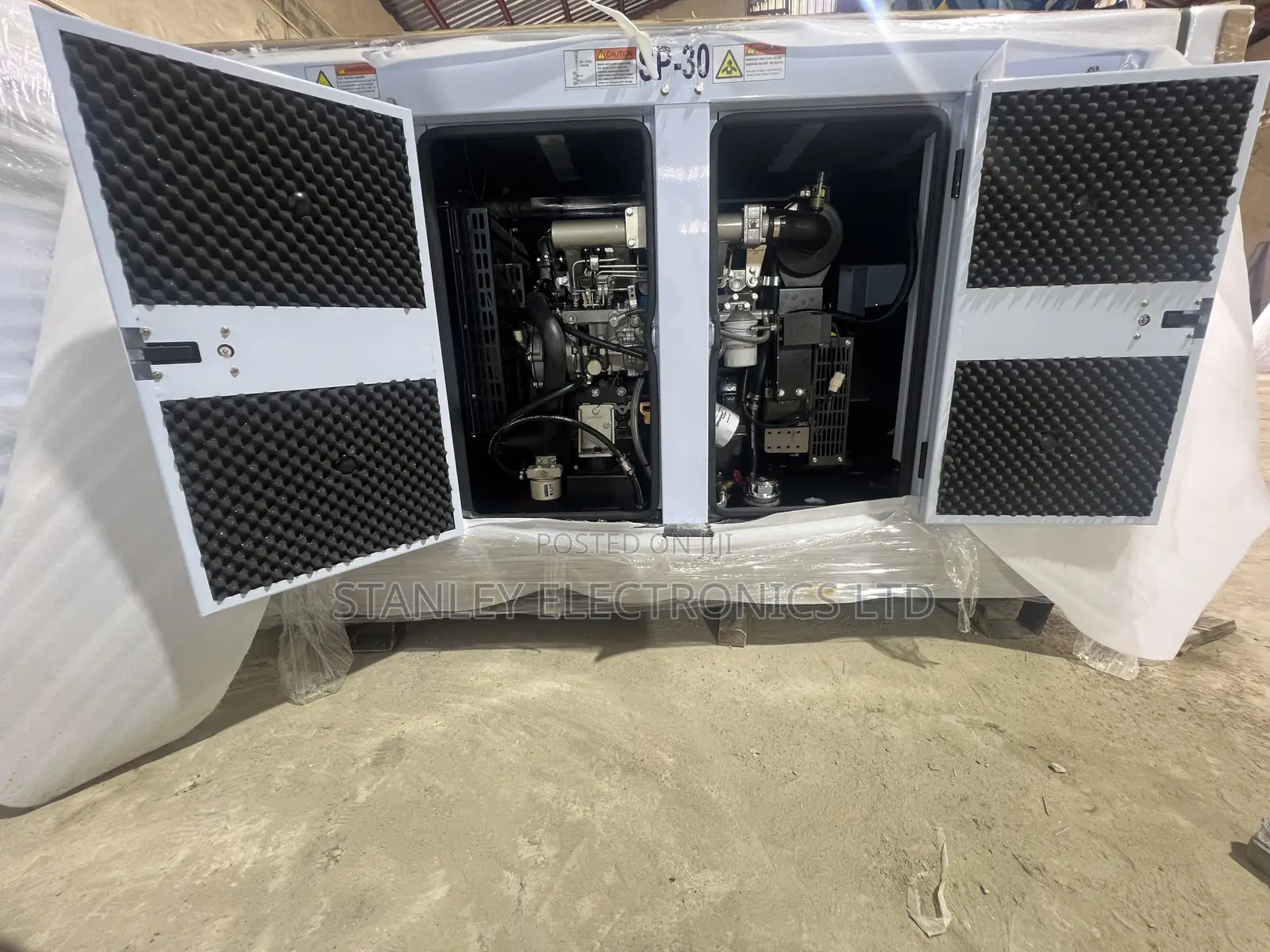 New Arrival of 30kva Perkins Soundproof Generator Diesel Engine
