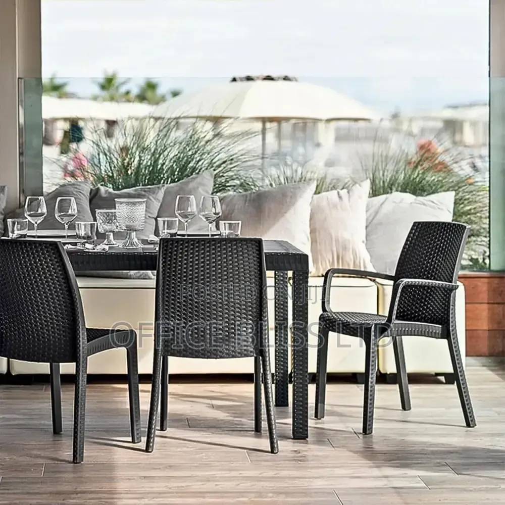 Malibu Premium P - P Chairs
