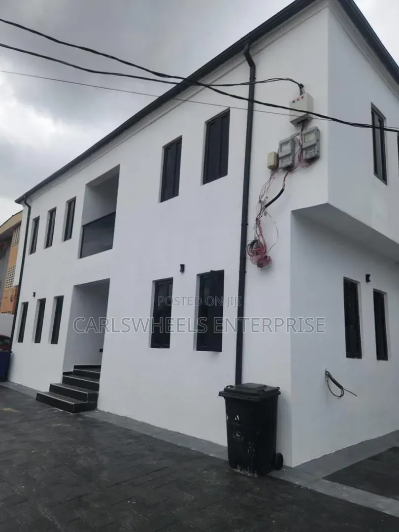 3bdrm Apartment in Phase 1 / Gbagada for sale