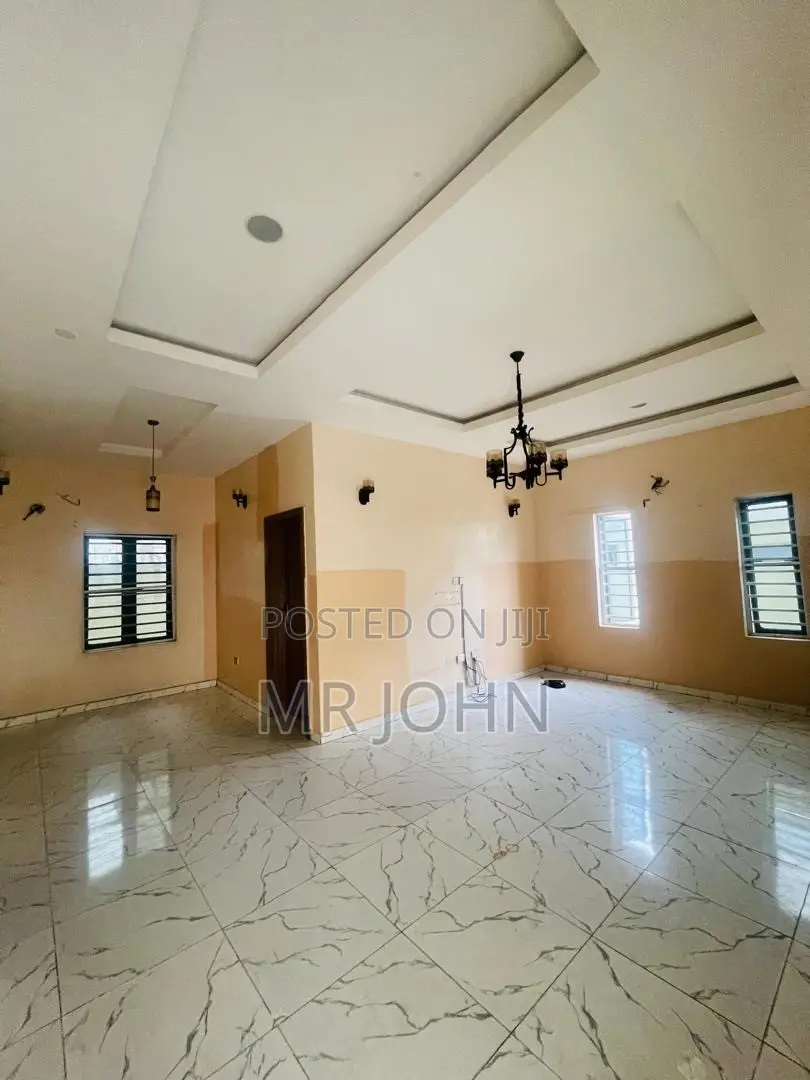 4bdrm Duplex in Orchid Road Owo Pr, Lekki for rent