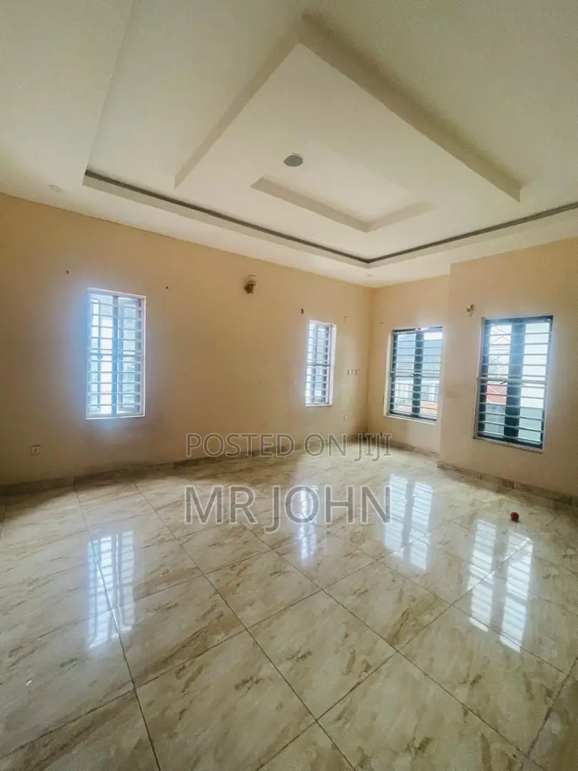 4bdrm Duplex in Orchid Road Owo Pr, Lekki for rent