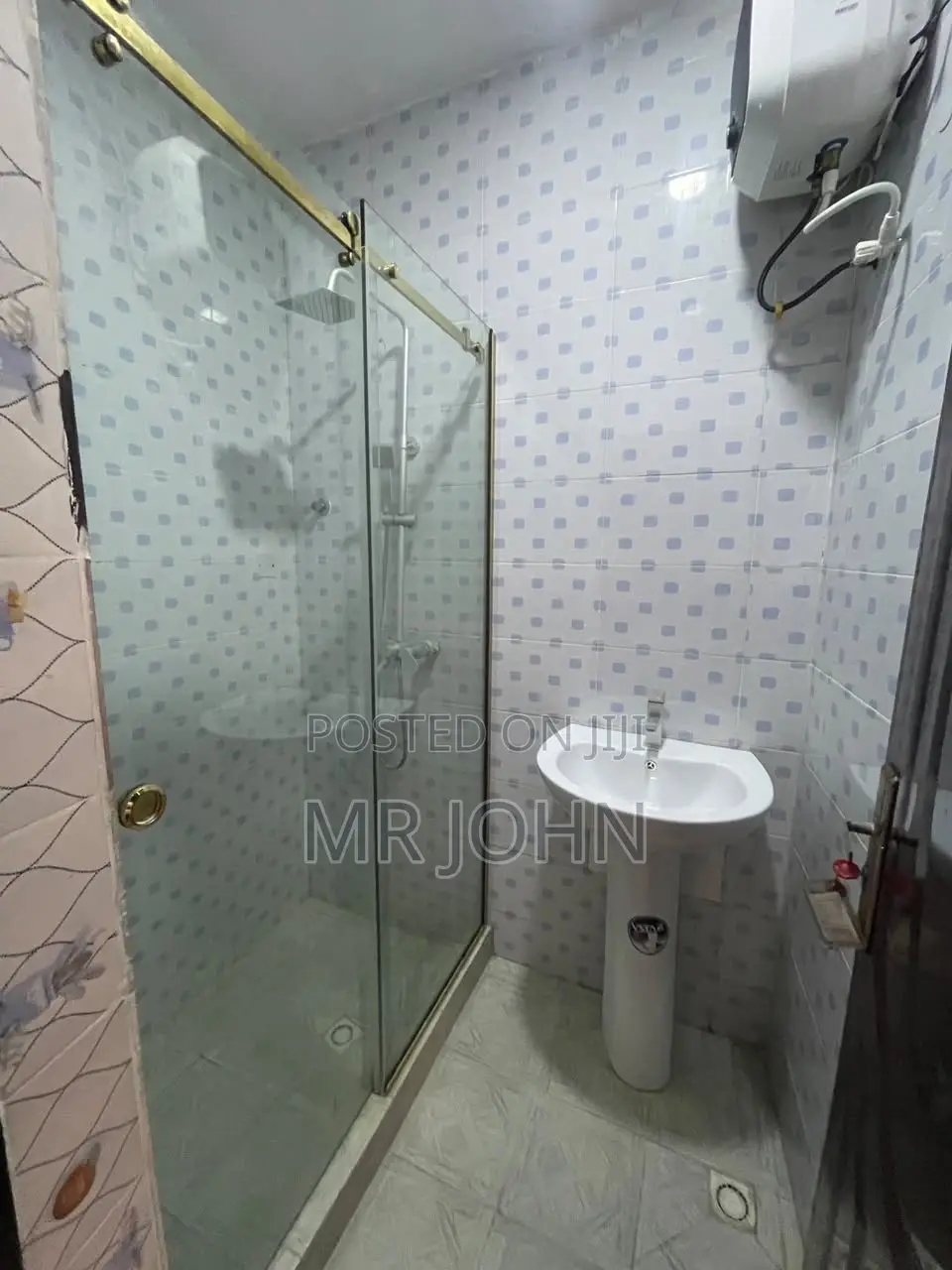2bdrm Apartment in New Road Owo Pr, Lekki for rent