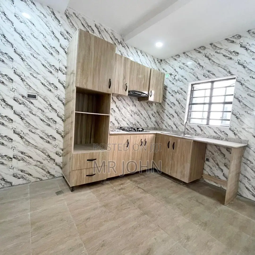 3bdrm Apartment in Ikota Villa, Lekki for rent